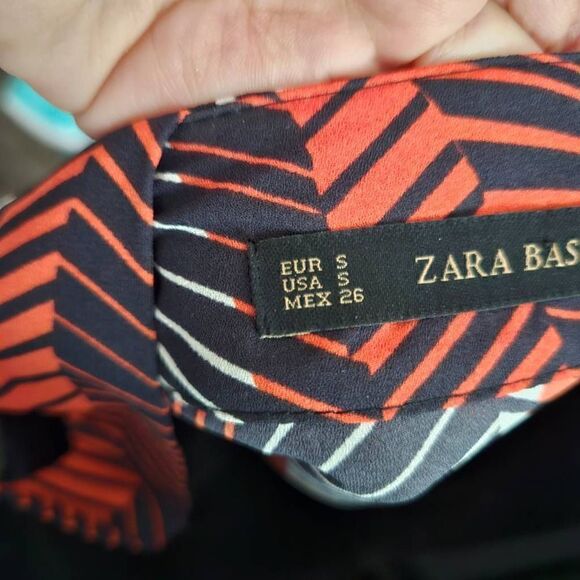 Zara Geometric Tank Top - Picture 5 of 6